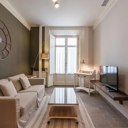 Apartamento Petit Palais 1829 *