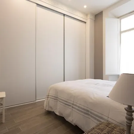 Apartamento Petit Palais 1829 *
